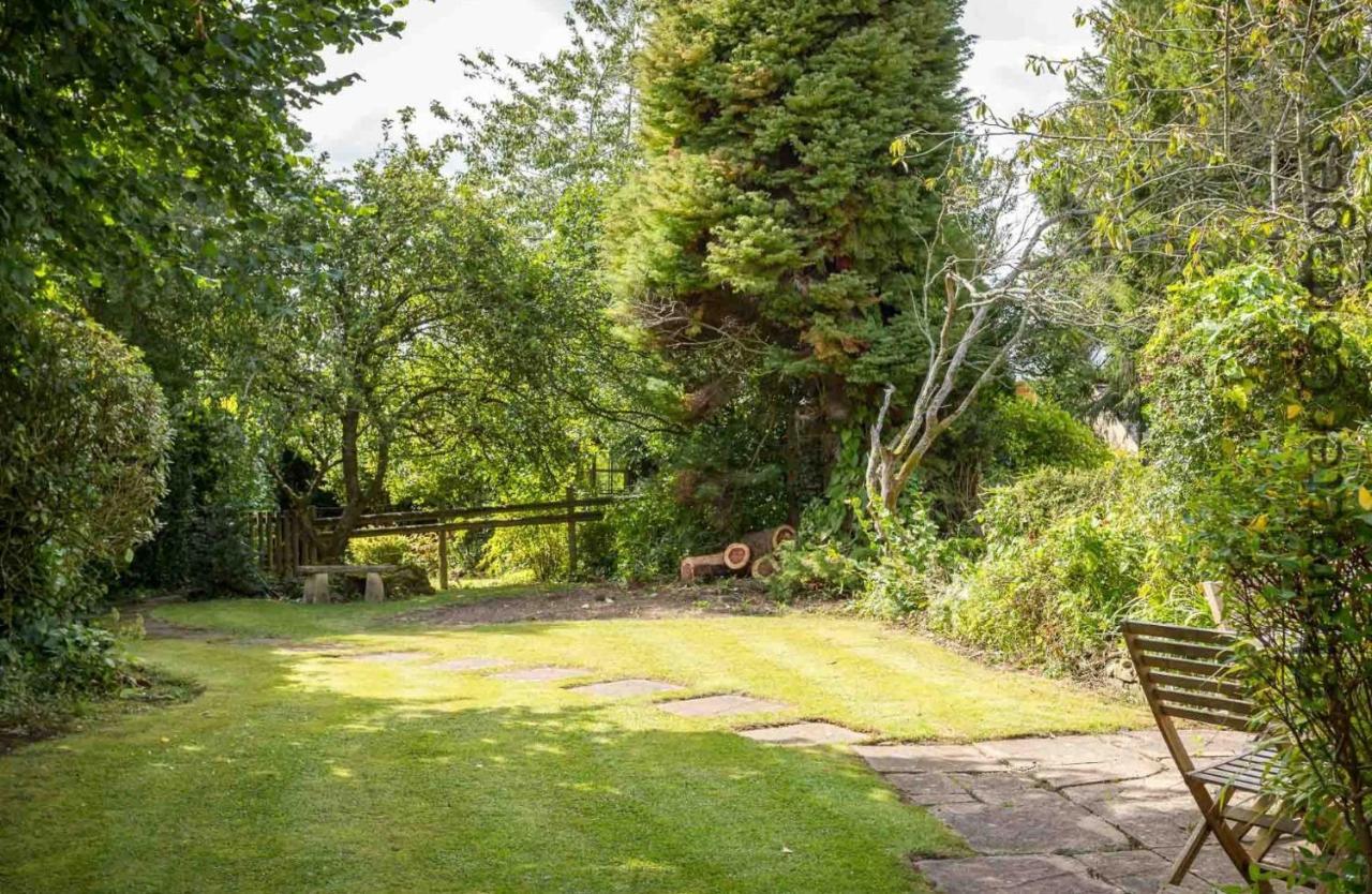 Court Hayes Villa Cheltenham Eksteriør bilde